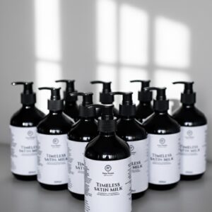 Timeless Satin Milk - 500ml X 10

HER EXCELLENCY 
10 BIG TIMELESS MILK
